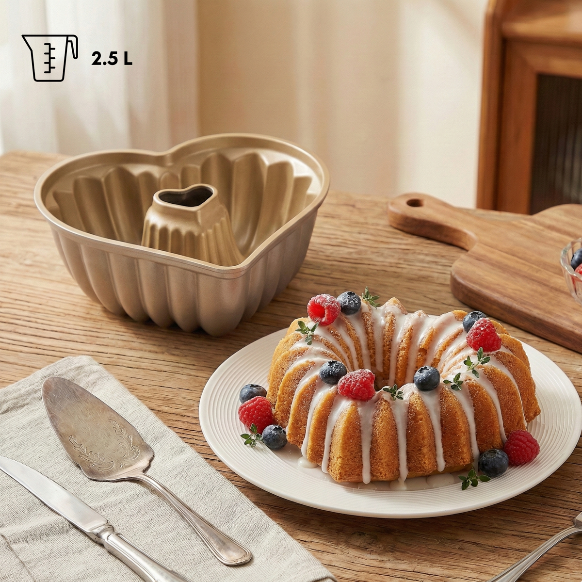 Amour · Cake Mould with Double Non-Stick Coating
