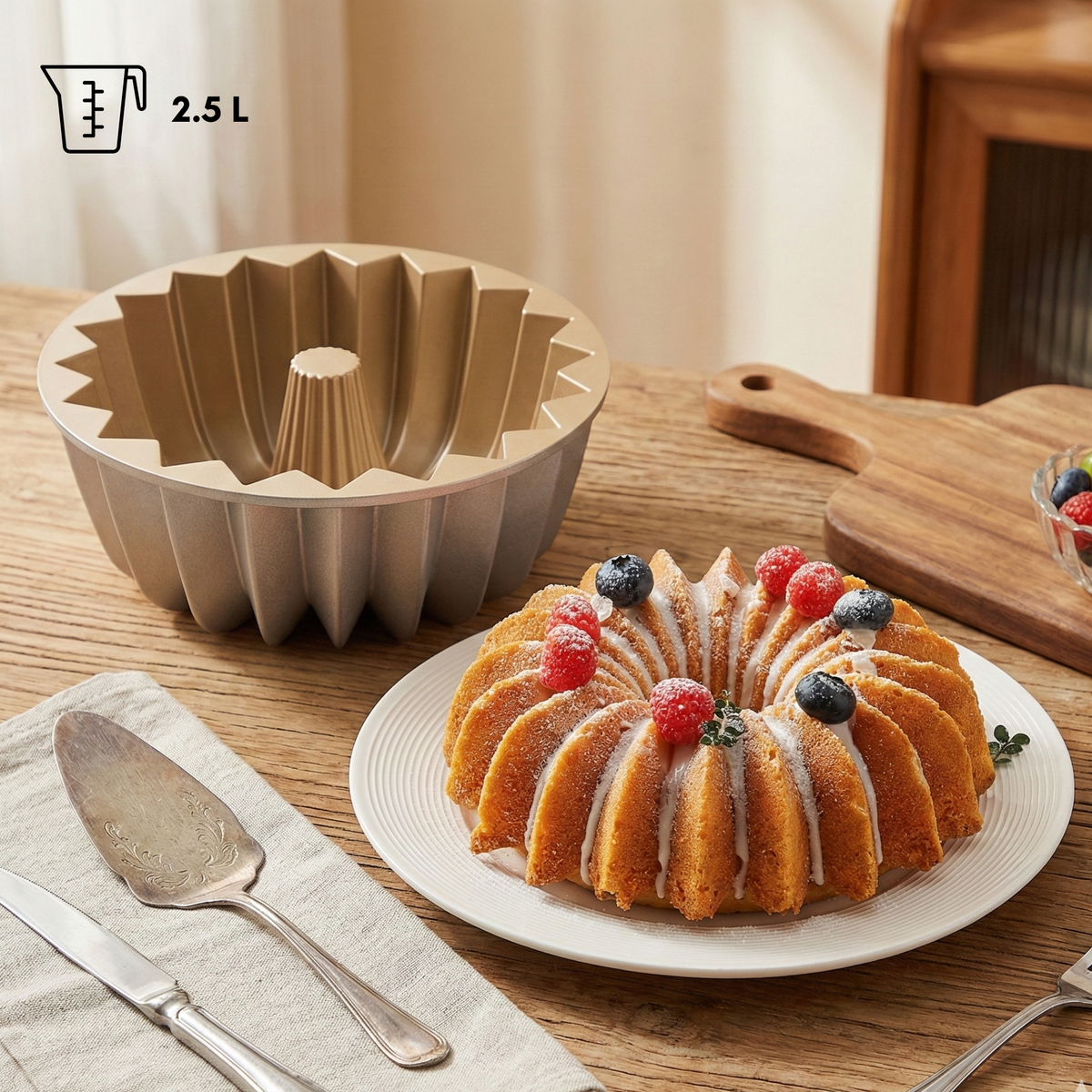Gleam · Cake Mould with Double Non-Stick Coating