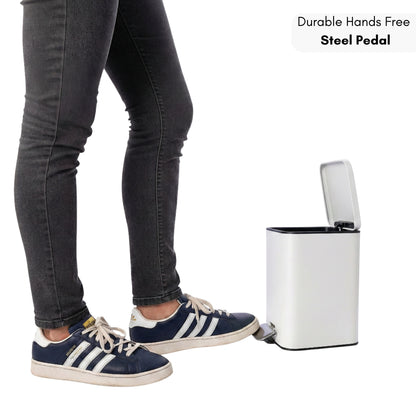 Papelera de Baño con Pedal Soft-Close Color Cloud White