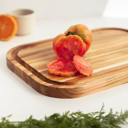 NEW ARRIVAL Tabla de Cortar en Madera de Teca Natural MIAMI, reversible, grande y resistente, ideal para servir embutidos, carne, barbacoa, queso y pan, con ranura (40×28×2.4 cm)