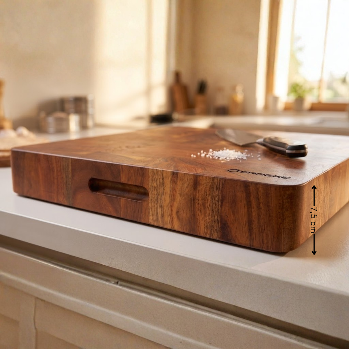 Tabla en Madera de Acacia Natural End Grain 46x46x7.5 cm MANDALAY
