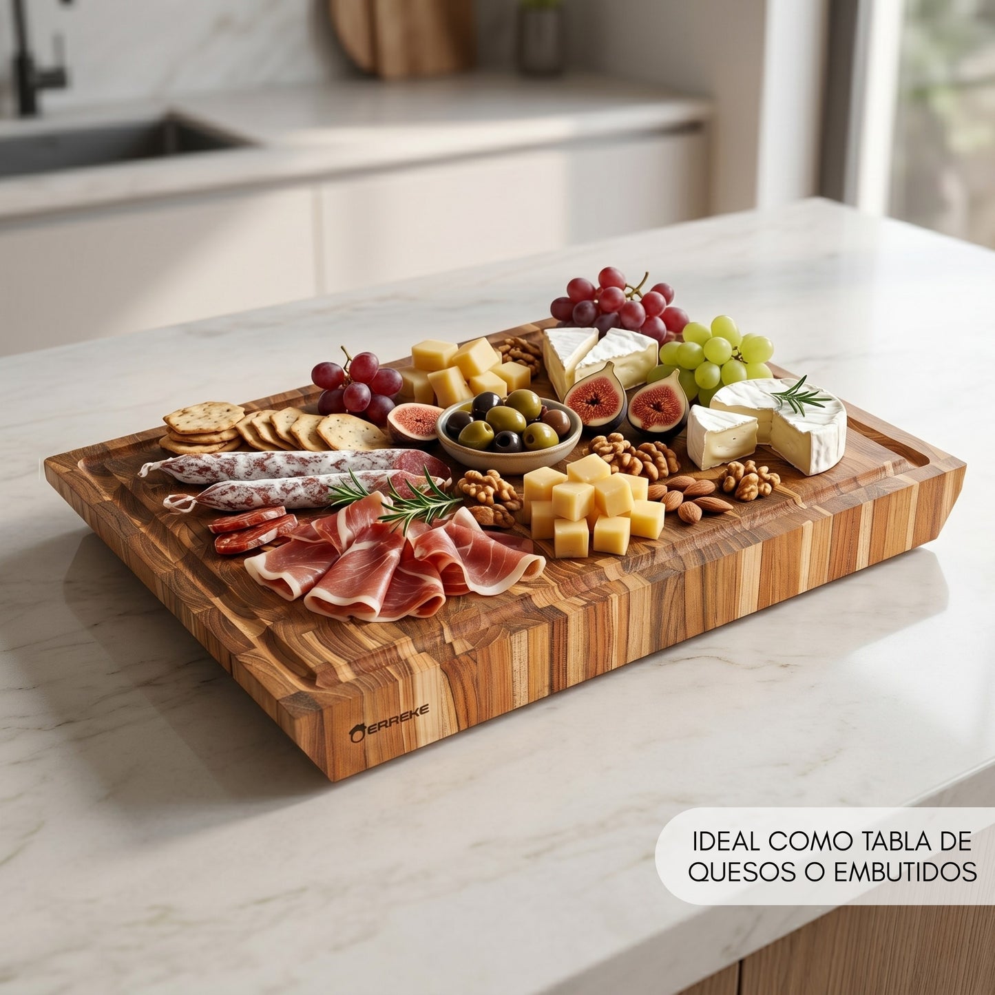 NUOVO ARRIVO Tagliere 3XL in legno di teak naturale BANGKOK, venature trasversali, peso 5 kg, spessore 5 cm. Dimensioni 50x35x5,0 cm, scanalatura per il succo.