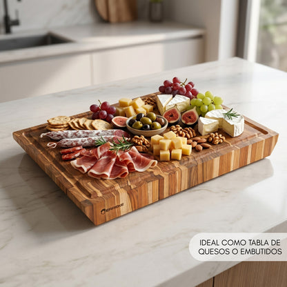 NUOVO ARRIVO Tagliere 3XL in legno di teak naturale BANGKOK, venature trasversali, peso 5 kg, spessore 5 cm. Dimensioni 50x35x5,0 cm, scanalatura per il succo.
