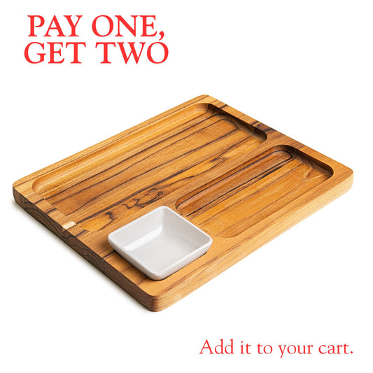 NEW ARRIVAL Bandeja para Servir en Madera de Teca Natural GUADALUPE, rectangular y resistente, con 3 compartimientos y cuenco para salsas, ideal para carnes, pollo, embutidos y tapas (28×23×3.4 cm)